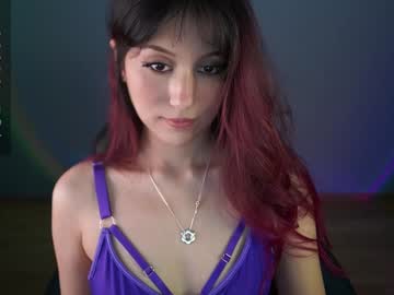 webcam girl greeny_mat live cam image #11800793