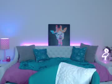 webcam girl holihurricane live cam image #1279517