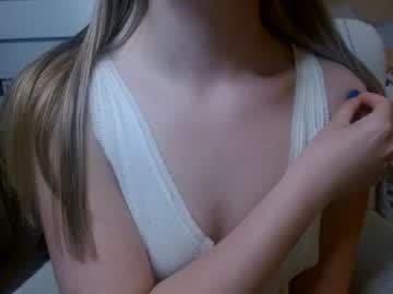 webcam girl babycowgirl21 live cam image #9219789