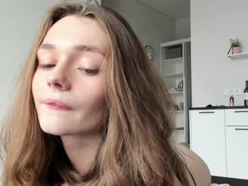 webcam girl mxxnsxsul live cam image #3313872