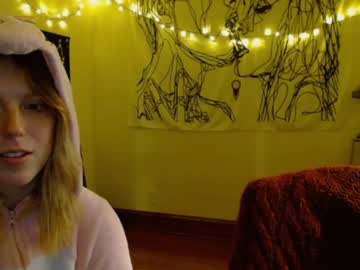 webcam girl crimsonxrapture live cam image #1286148