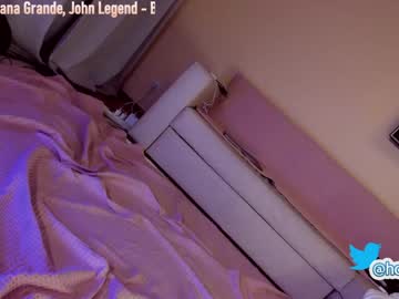 webcam girl hollyextra live cam image #3536443