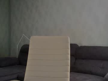 webcam girl tia__moon live cam image #9783611