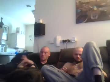 webcam man ukstr8boi live cam image #5727761