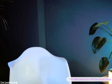 webcam girl alejastorm live cam image #1231640
