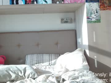 webcam girl elizabethbritanny live cam image #2863588