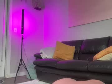 webcam girl saraloverays live cam image #8563137