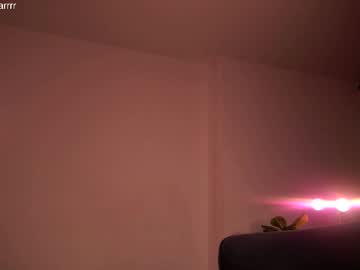 webcam girl shiningstarrr live cam image #12725655