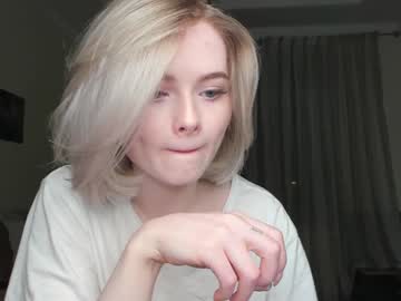 webcam girl penelopa_77 live cam image #557279