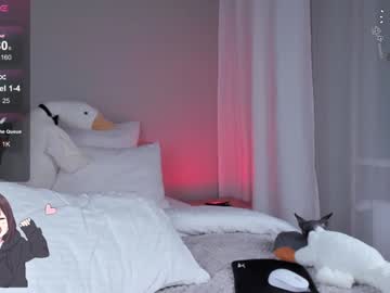 webcam tranny yuri_milk live cam image #9994601