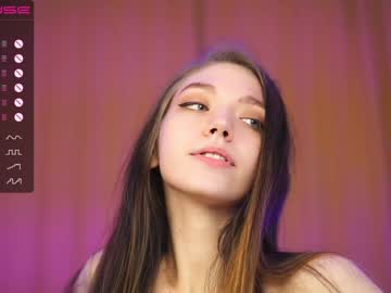 webcam girl angels_kiss live cam image #3647727