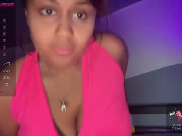 webcam girl blackgurlkitty live cam image #6135906
