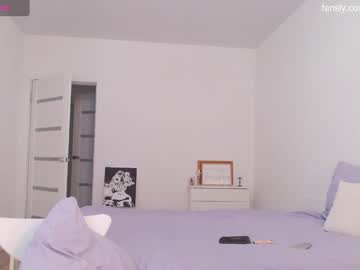 webcam girl illegaldream live cam image #11844313