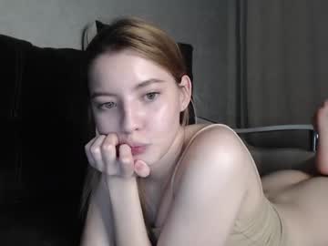 webcam girl qweqli live cam image #3114358