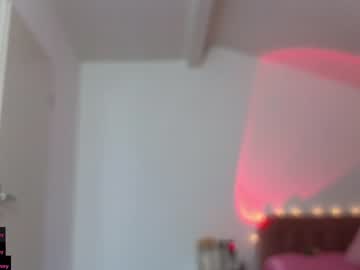 webcam girl deniseone live cam image #8004285