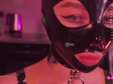 webcam girl bronnica live cam image #816022
