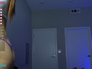 webcam girl fox_alina live cam image #5637517