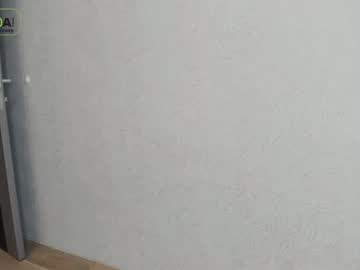 webcam man aleks_brown live cam image #4973693
