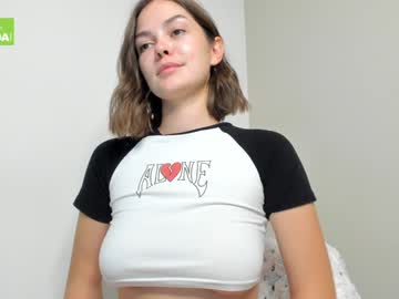 webcam girl coy_t66nager live cam image #11069842