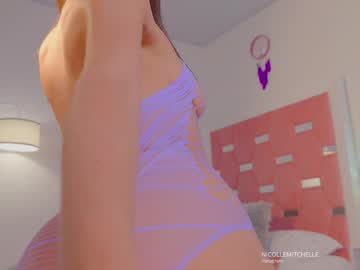 webcam girl nicolle_mitchelle live cam image #12142762