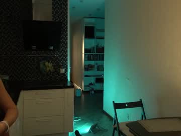 webcam girl 2girls_1dream live cam image #6168974