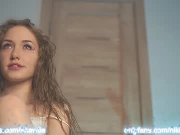 webcam girl angels_kiss live cam image #330349