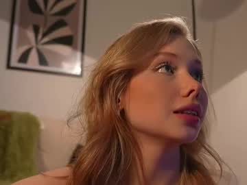 webcam girl april_blush live cam image #12420004