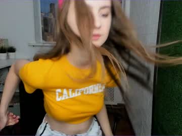 webcam girl elizabeth_wong live cam image #121965