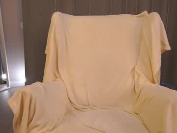 webcam girl harrieteasley live cam image #12058679