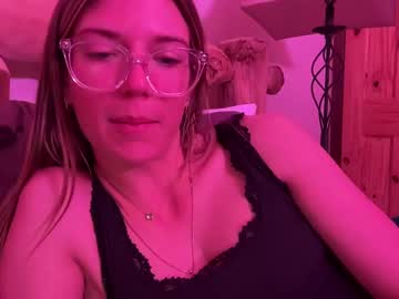 webcam girl oliviahansleyy live cam image #11950227