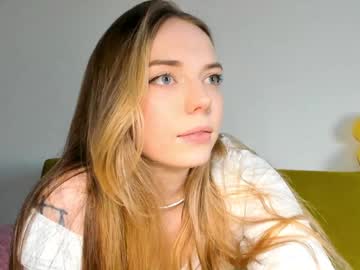 webcam girl thisisamelia live cam image #10203797
