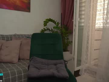 webcam girl sweety_rinushka_ live cam image #10250004