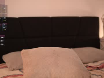 webcam girl honeyyykate live cam image #11685528