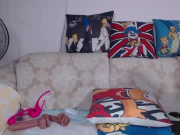 webcam girl simoncouple1 live cam image #5403383