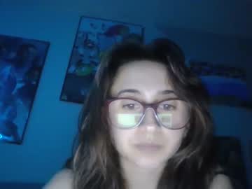 webcam girl petitebrokecollegechick live cam image #6678892