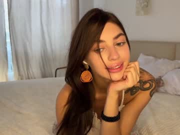 webcam girl cuteelsa_ live cam image #8818284