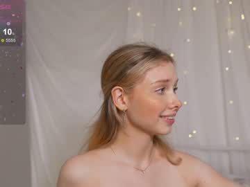 webcam girl april_blush live cam image #9503155