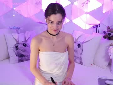 webcam girl taanni_bc live cam image #7083982