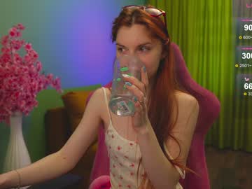 webcam girl katy_ethereal live cam image #11680744