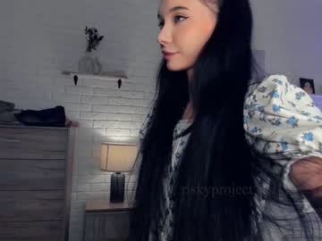 webcam girl riskyproject live cam image #7768901