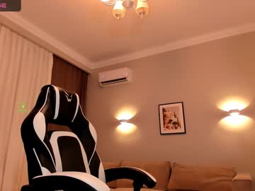 webcam girl mary_delray live cam image #10205130