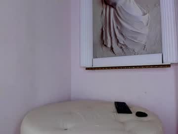 webcam tranny touch_me_if_you_can live cam image #357727