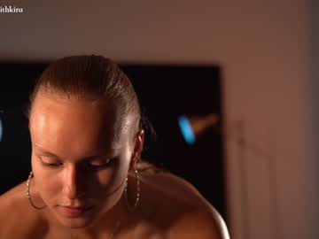 webcam girl chillwithkira live cam image #5951597