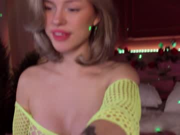 webcam girl bunnylia live cam image #2459576