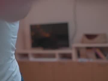 webcam girl tiny_miracle live cam image #9877433