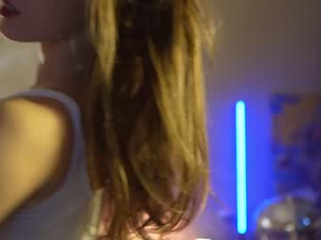 webcam girl _meganmeow_ live cam image #7942086