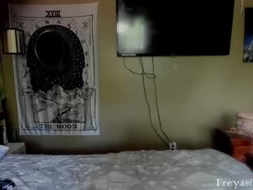 webcam tranny freyasirensong live cam image #3209052