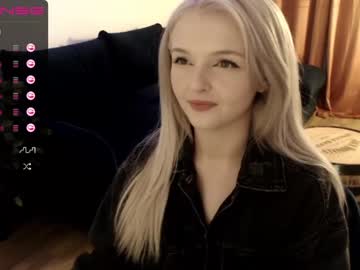 webcam girl xoberry live cam image #473090