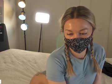webcam girl blondehottiek live cam image #9113901