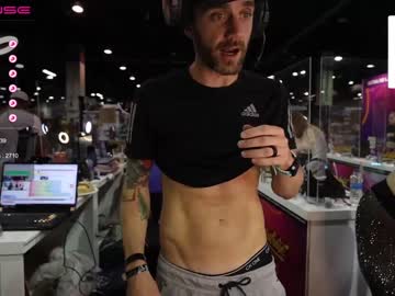 webcam man bradbronton live cam image #2301983